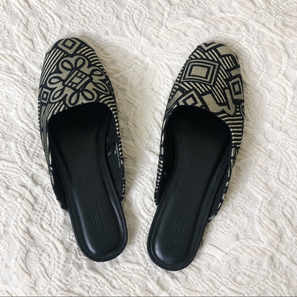 Urban Outfitters Shoes - Urban Outfitters black and gold slip on mules new